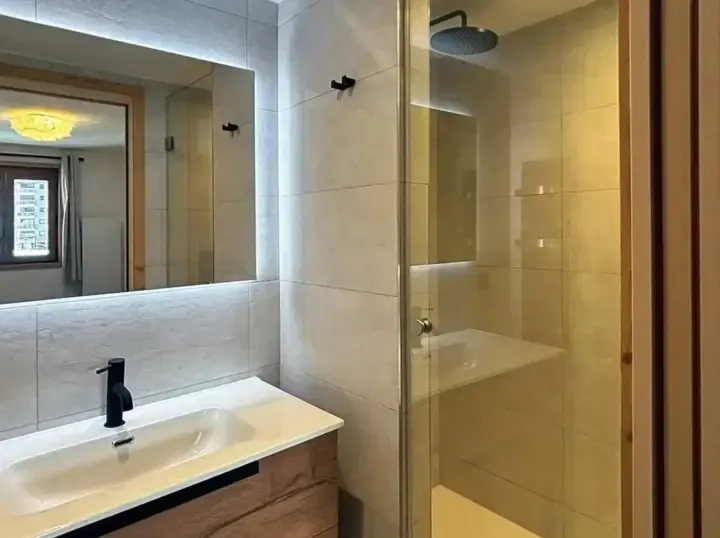 Chalet Camille Bathroom