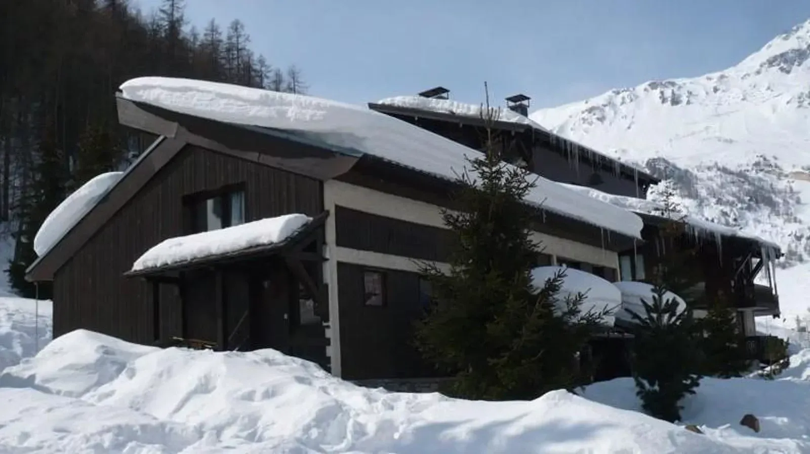 Chalet Val Rogoney Exterior